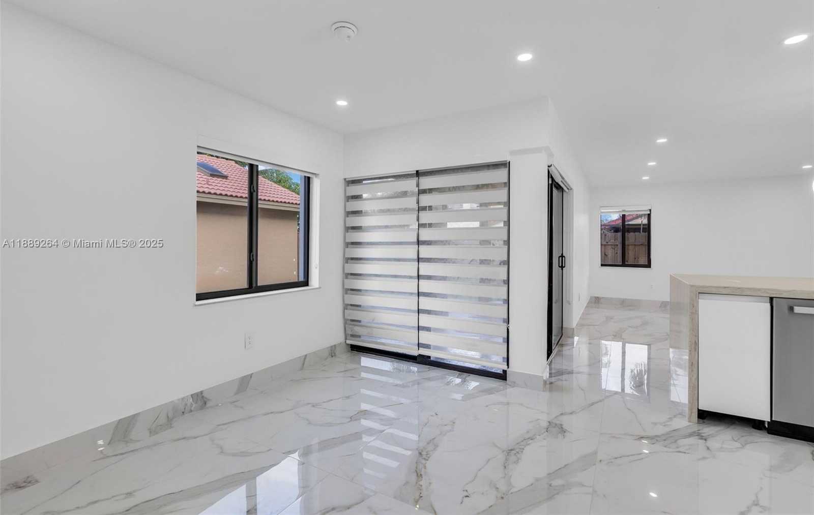 Small Image of 17353 NORTH WEST 62ND CT, Hialeah Number 10