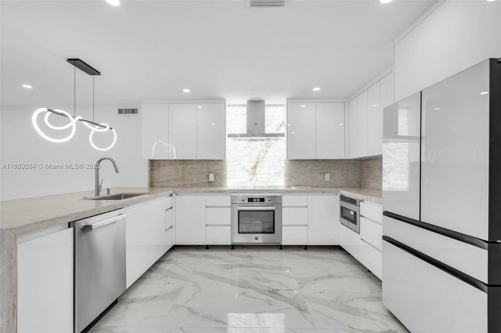 Small Image of 17353 NORTH WEST 62ND CT, Hialeah Number 12
