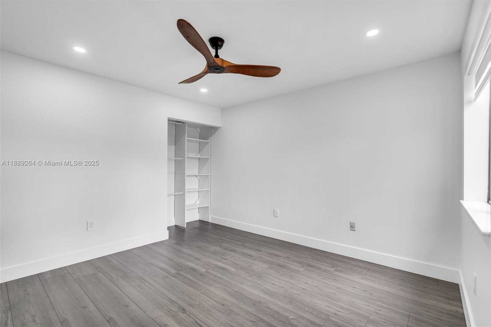 Small Image of 17353 NORTH WEST 62ND CT, Hialeah Number 27