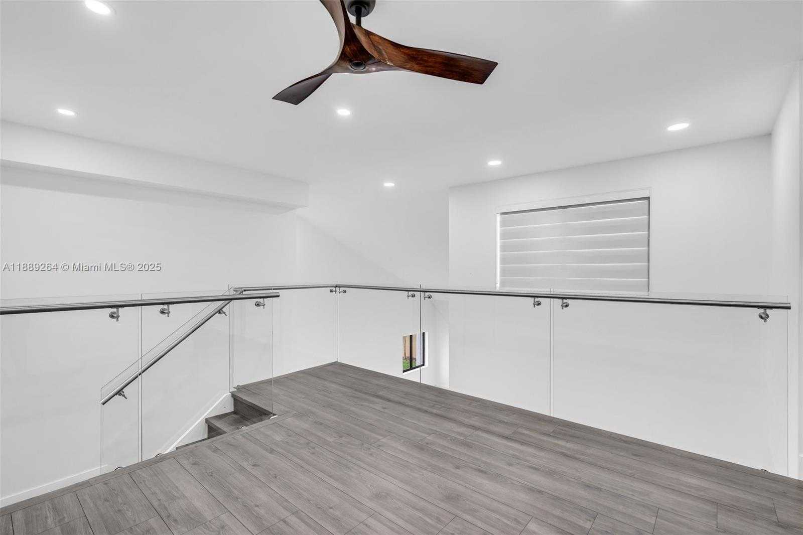 Small Image of 17353 NORTH WEST 62ND CT, Hialeah Number 30
