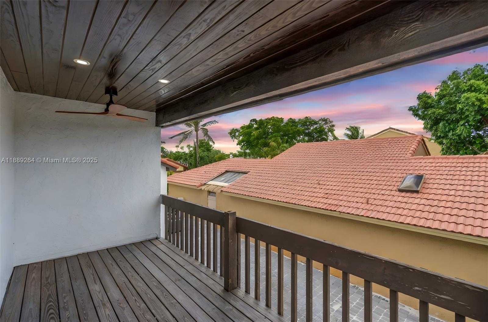 Small Image of 17353 NORTH WEST 62ND CT, Hialeah Number 37