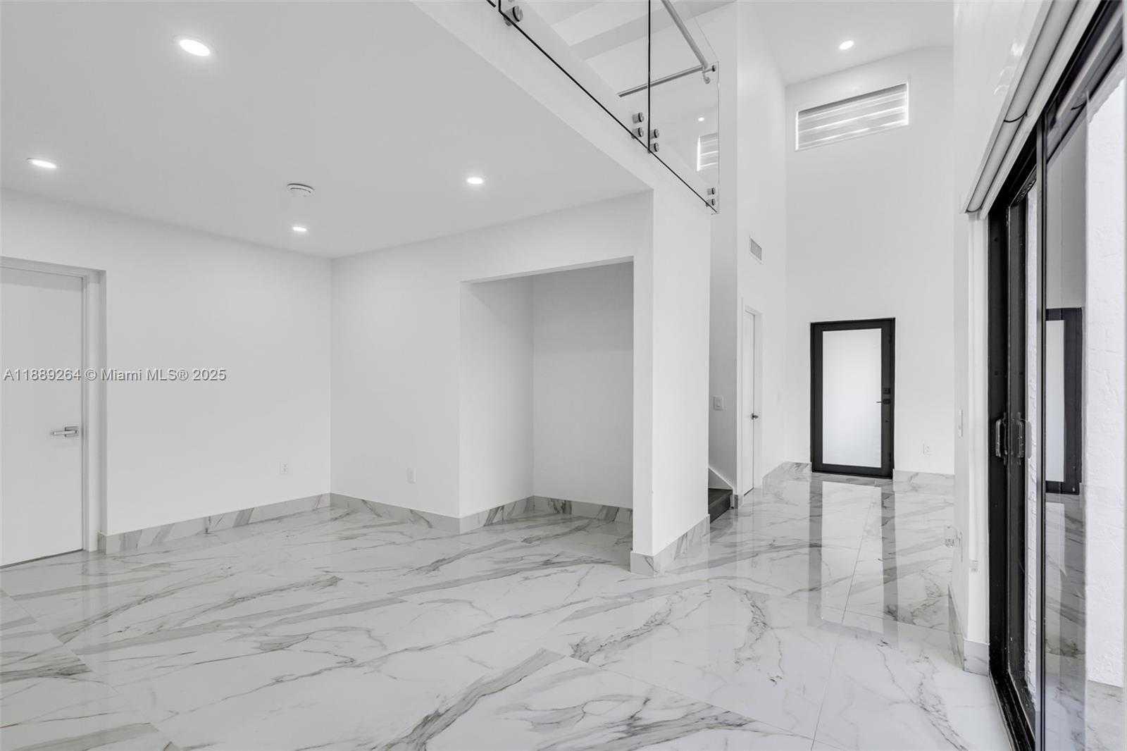 Small Image of 17353 NORTH WEST 62ND CT, Hialeah Number 9