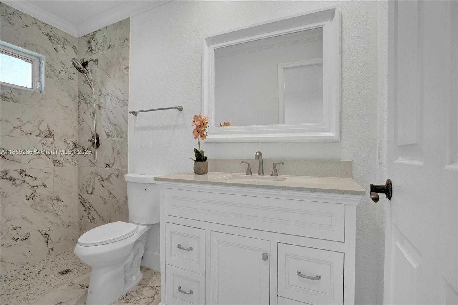 Small Image of 1405 SEAGRAPE CIR, Weston Number 10