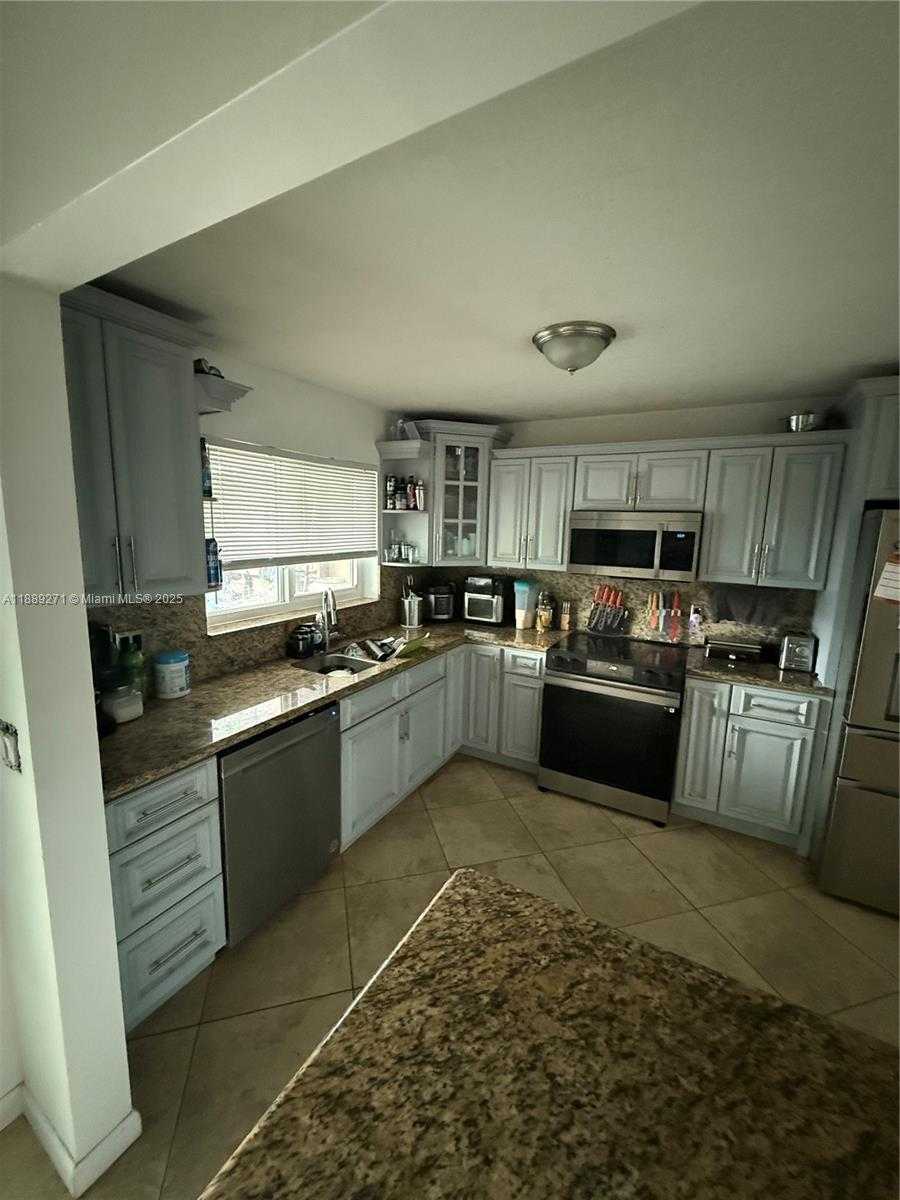 Small Image of 13060 SOUTH WEST 263RD TER, Homestead Number 10