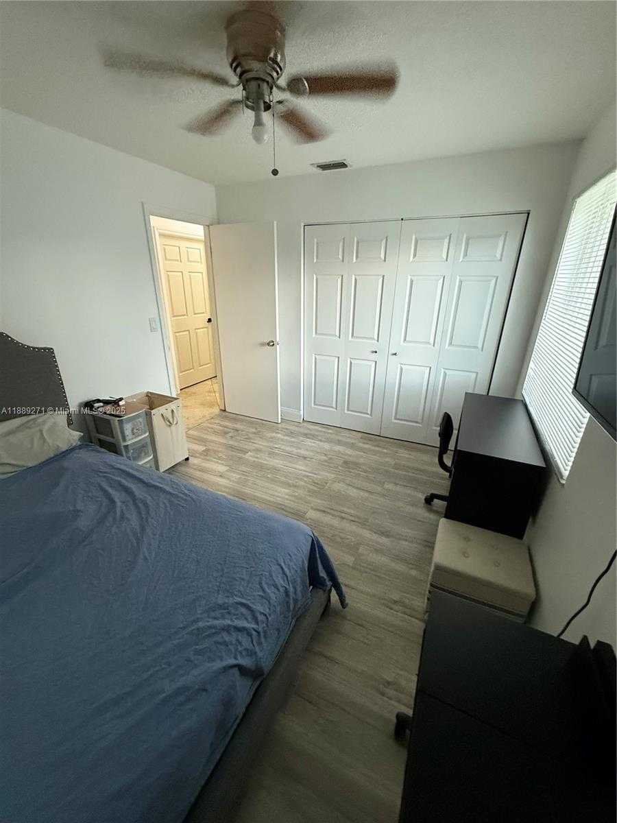 Small Image of 13060 SOUTH WEST 263RD TER, Homestead Number 16