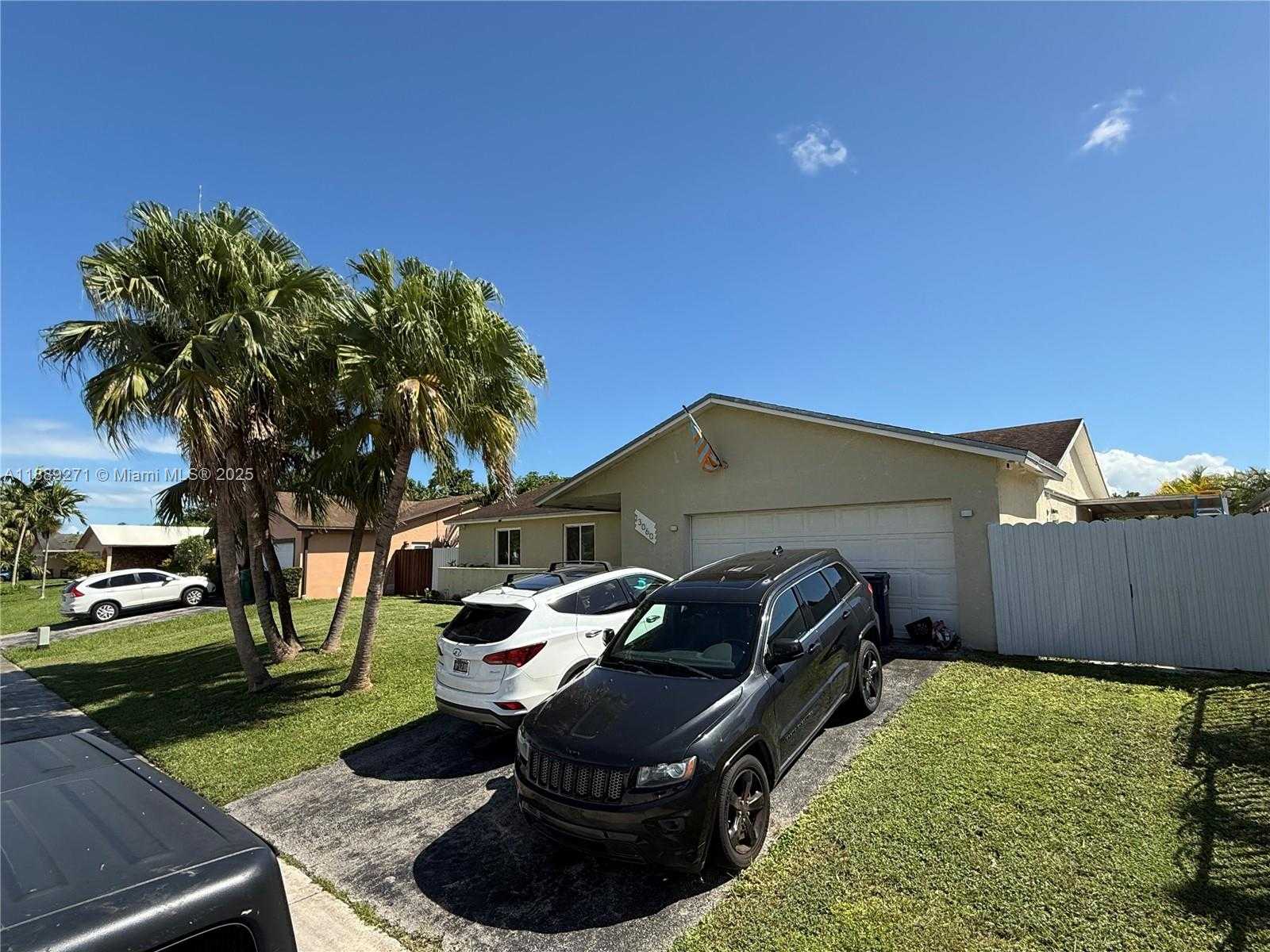 Small Image of 13060 SOUTH WEST 263RD TER, Homestead Number 6