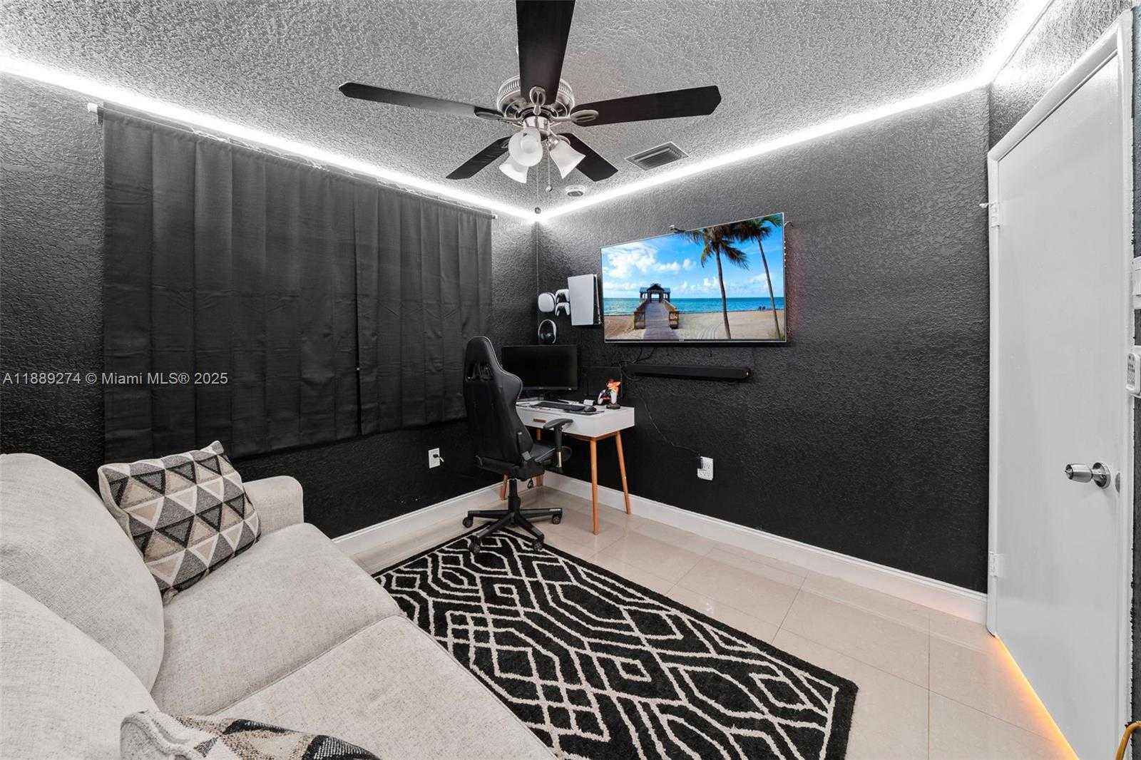 Small Image of 7831 NORTH WEST 11TH ST, Pembroke Pines Number 14