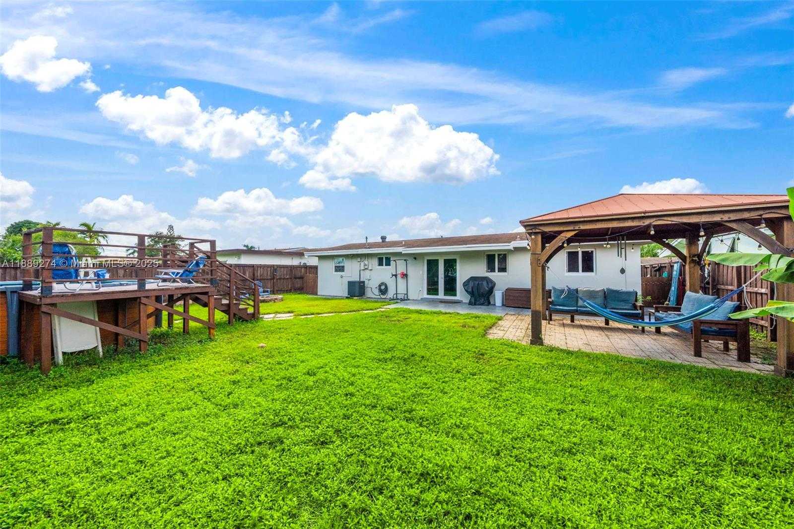 Small Image of 7831 NORTH WEST 11TH ST, Pembroke Pines Number 19
