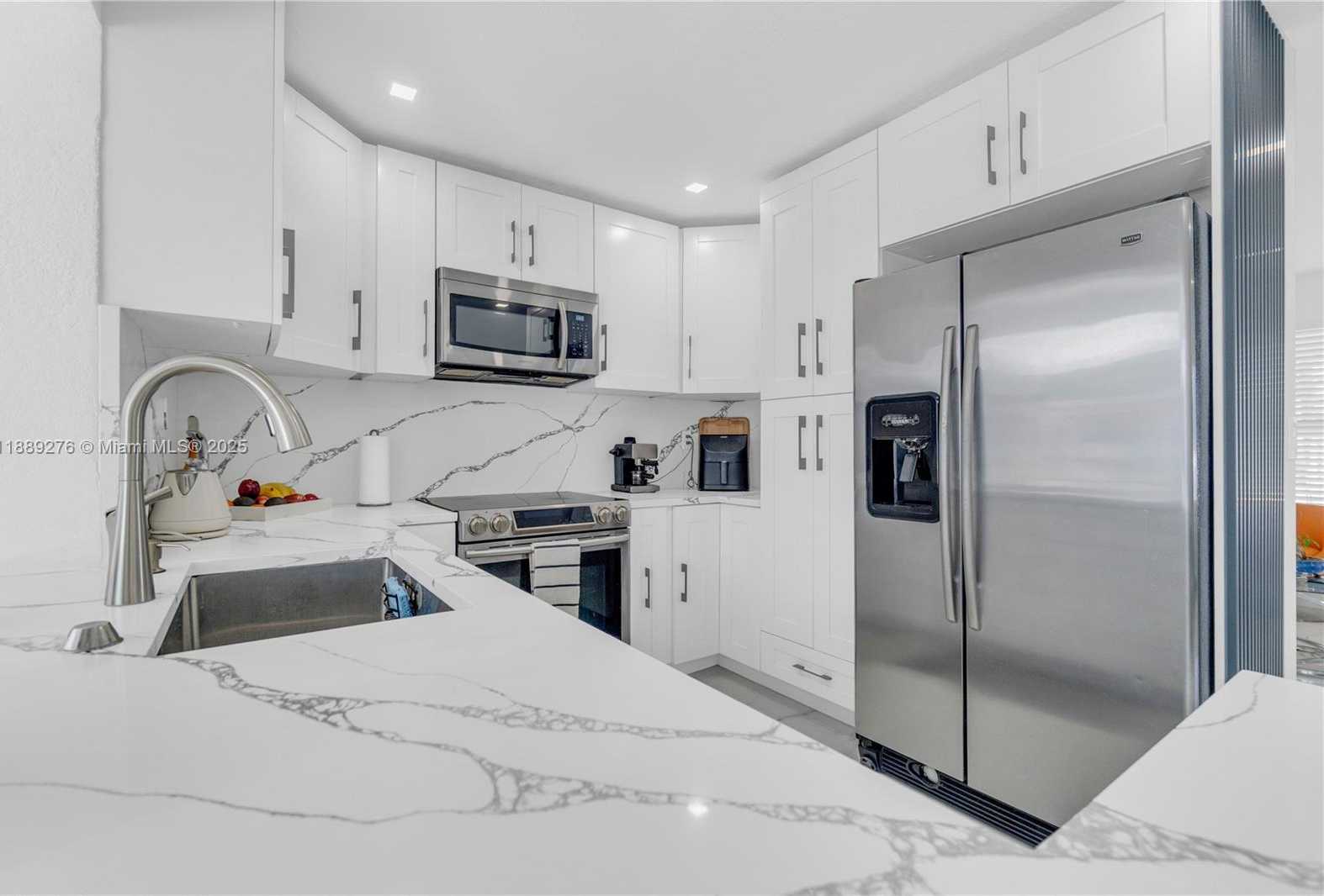 Small Image of 6320 HARDING ST, Hollywood Number 6