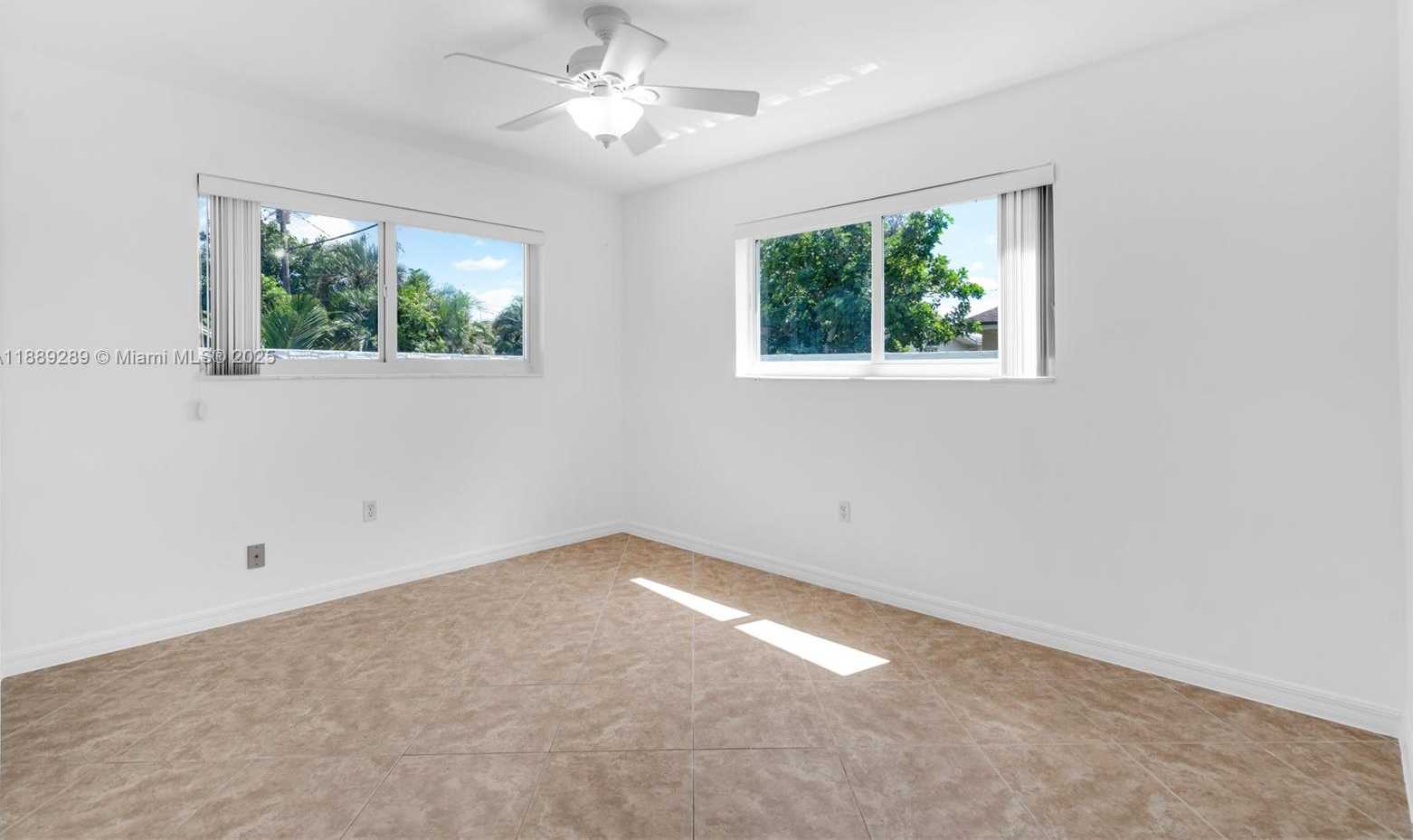 Small Image of 1621 NORTH WEST 85TH WAY, Pembroke Pines Number 13