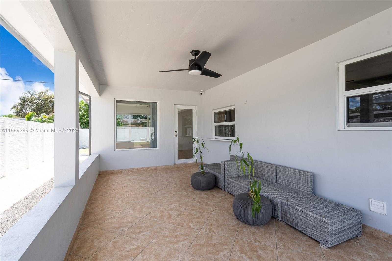 Small Image of 1621 NORTH WEST 85TH WAY, Pembroke Pines Number 21