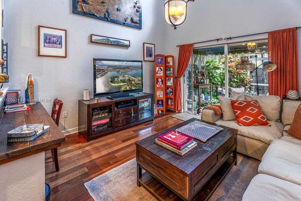 Small Image of 10912 NORTH WEST 69TH ST, Doral Number 18