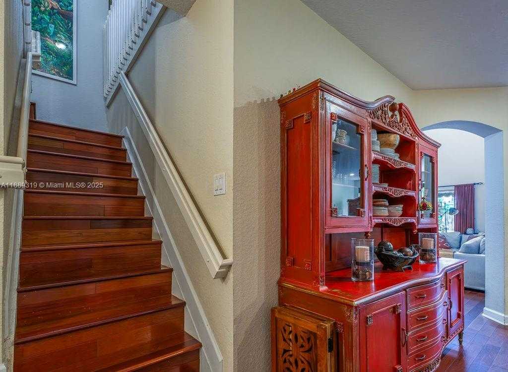 Small Image of 10912 NORTH WEST 69TH ST, Doral Number 22