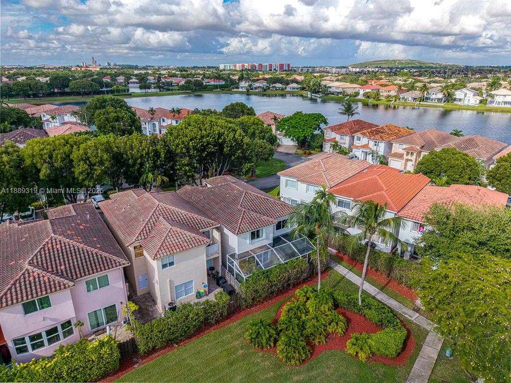 Small Image of 10912 NORTH WEST 69TH ST, Doral Number 43