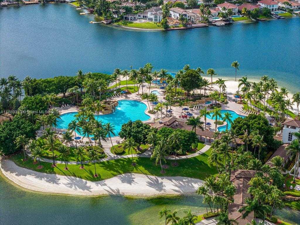 Small Image of 10912 NORTH WEST 69TH ST, Doral Number 51