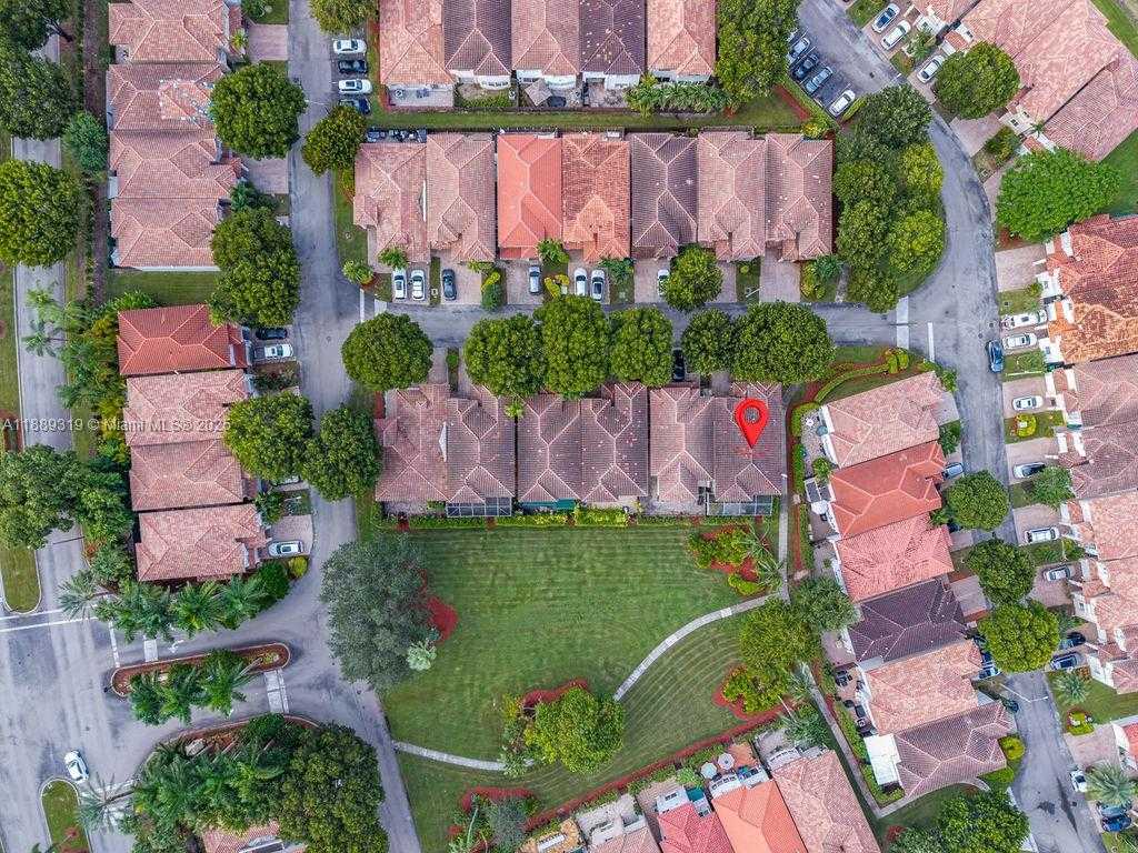 Small Image of 10912 NORTH WEST 69TH ST, Doral Number 56