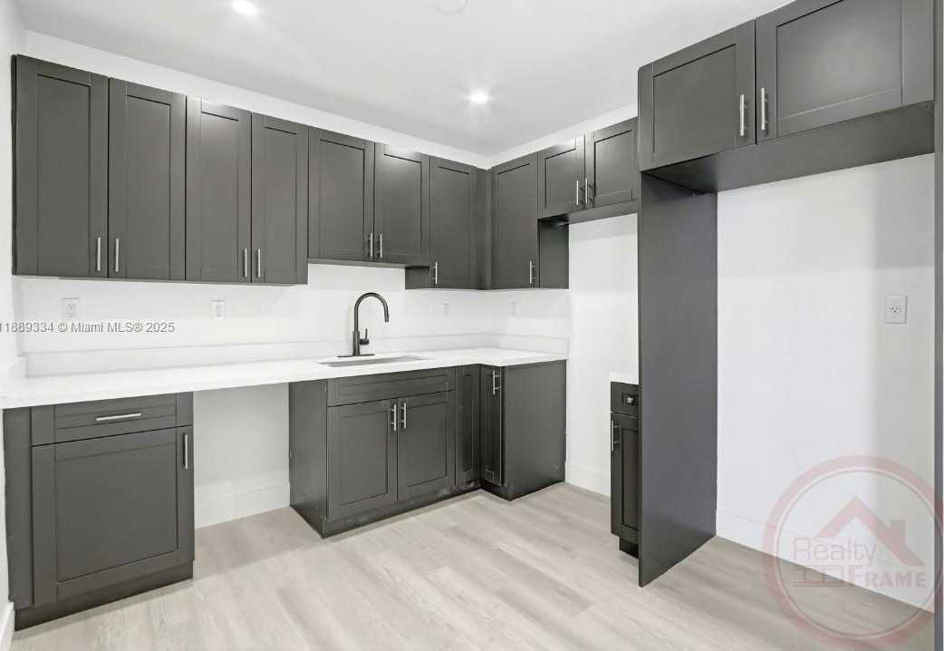 Small Image of 1061 NORTH WEST 87TH ST, Miami Number 13