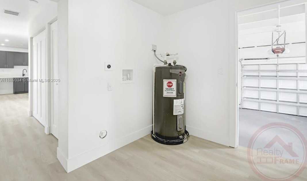 Small Image of 1061 NORTH WEST 87TH ST, Miami Number 27