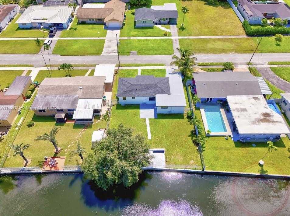 Small Image of 1061 NORTH WEST 87TH ST, Miami Number 5