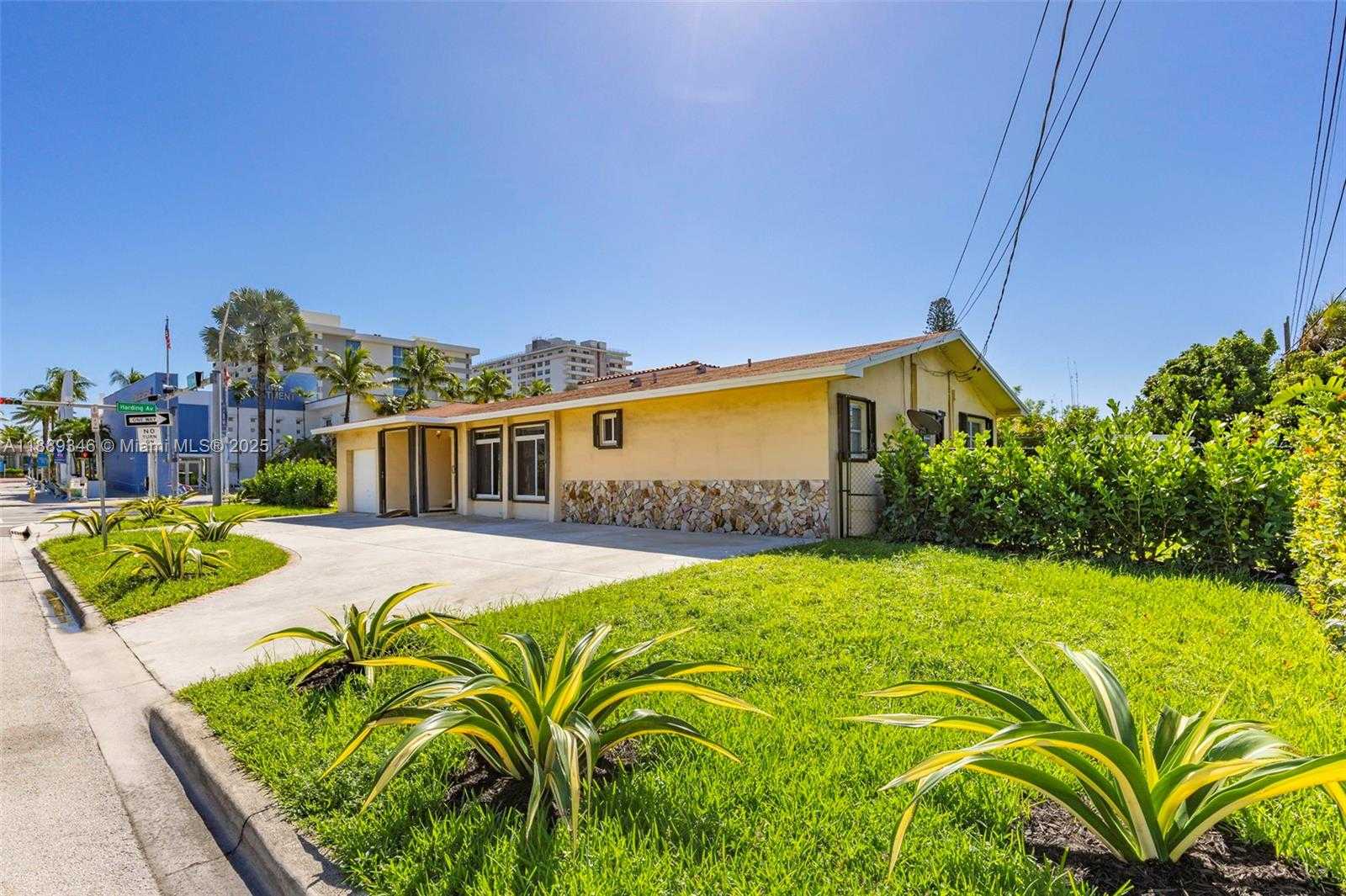 Small Image of 300 NORTH 93RD ST, Surfside Number 11