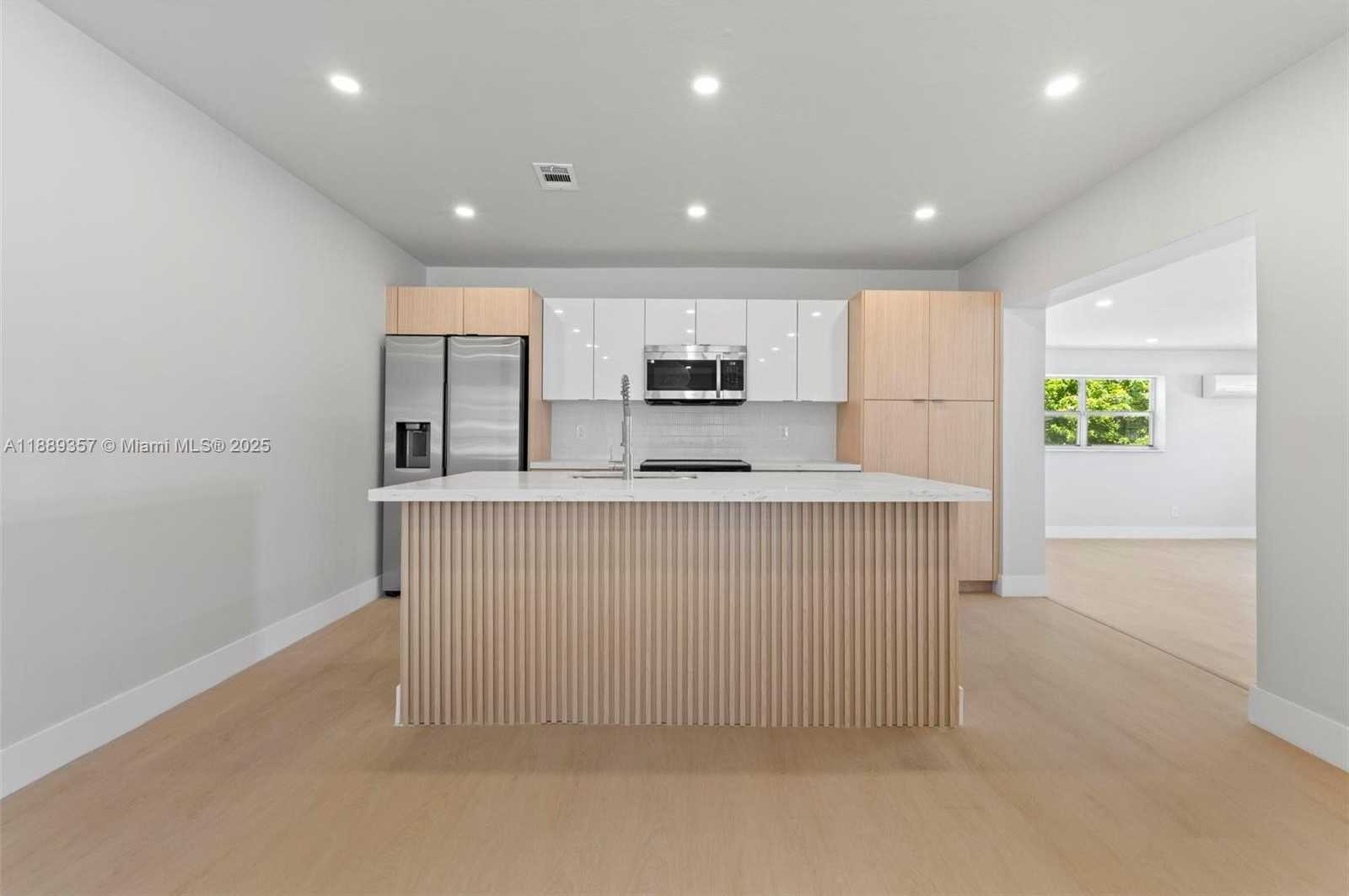 Small Image of 18800 NORTH WEST 39TH CT, Miami Gardens Number 5