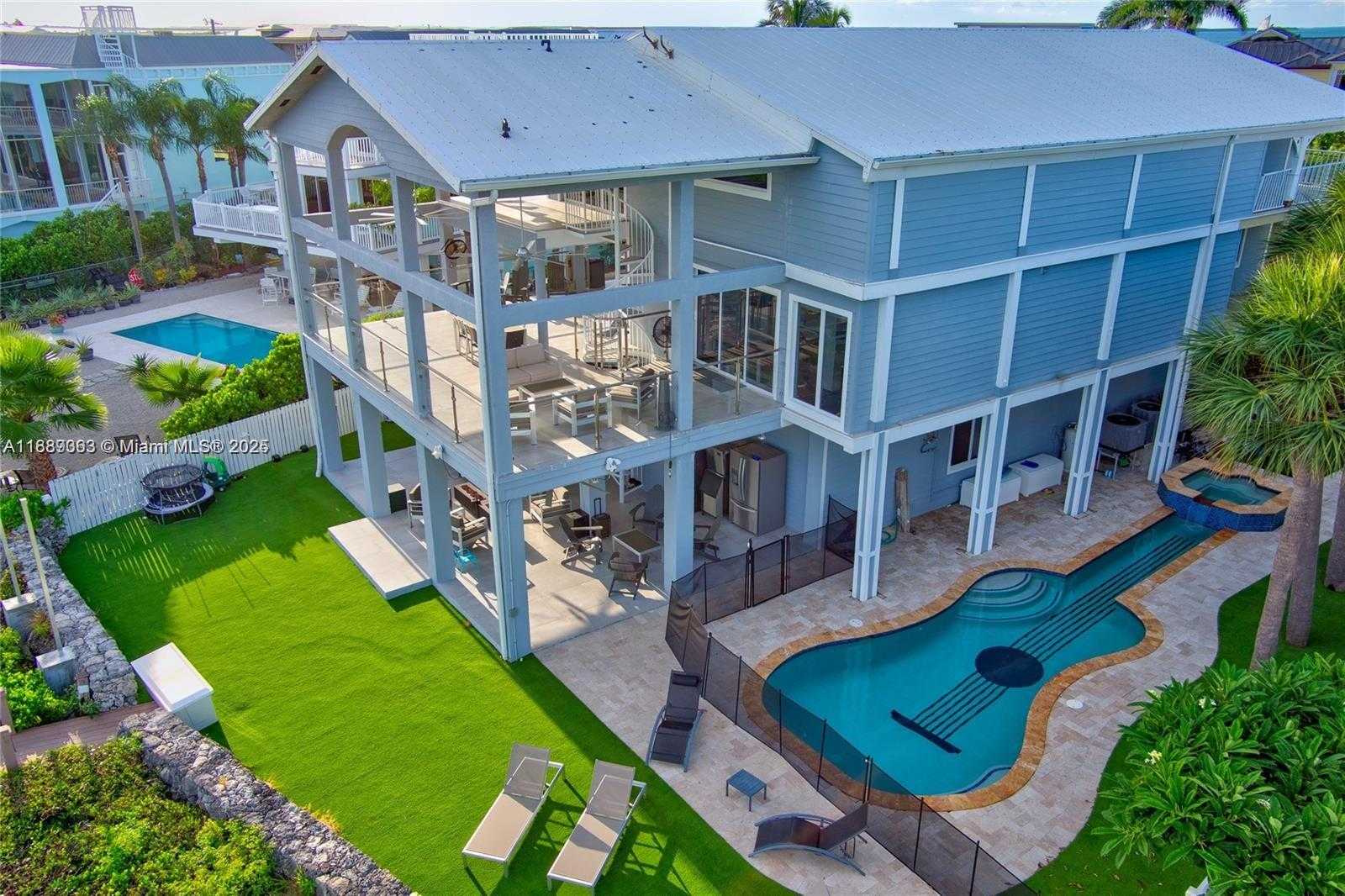 Small Image of 67 NORTH BOUNTY LN, Key Largo Number 2