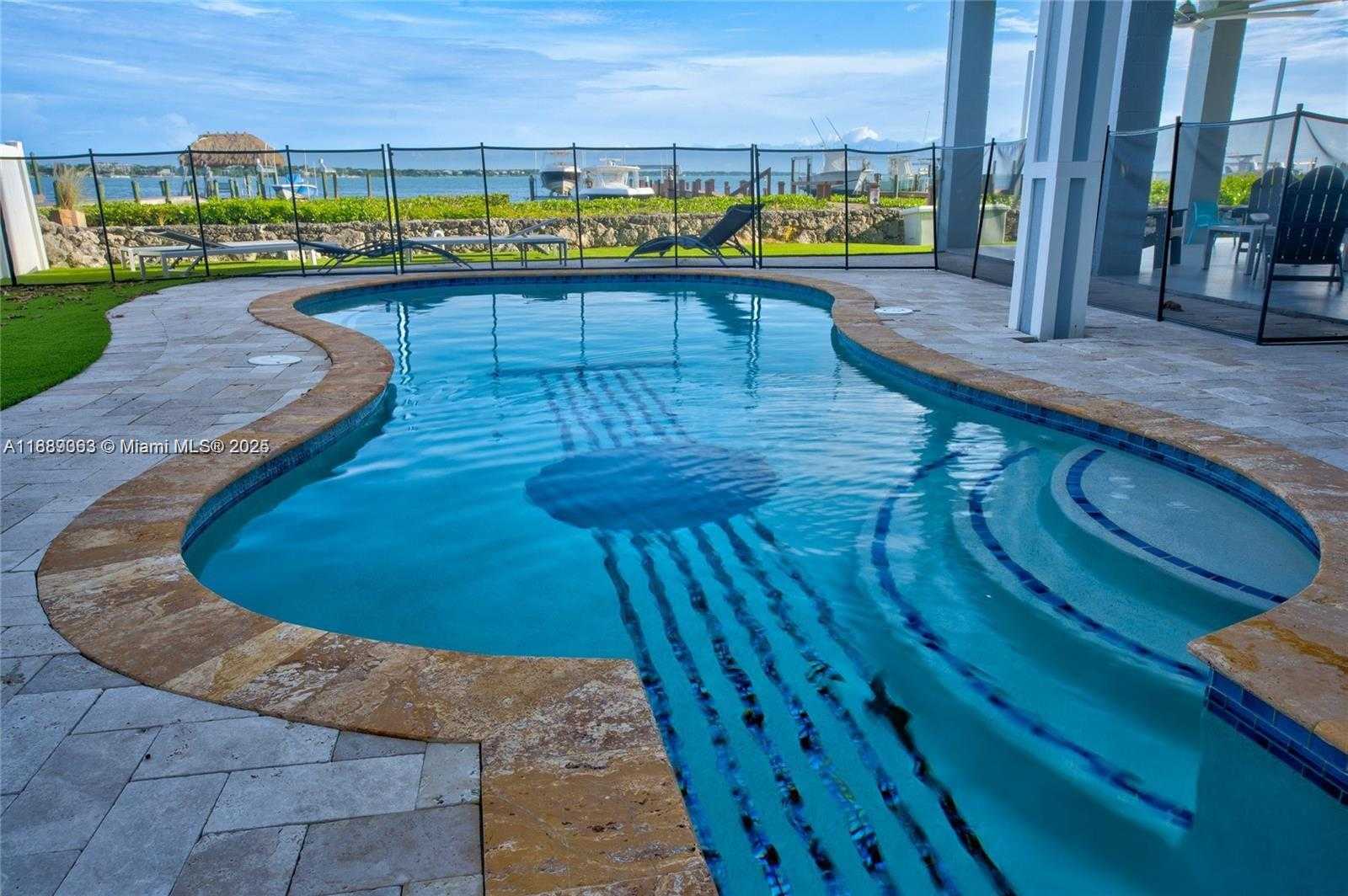 Small Image of 67 NORTH BOUNTY LN, Key Largo Number 20