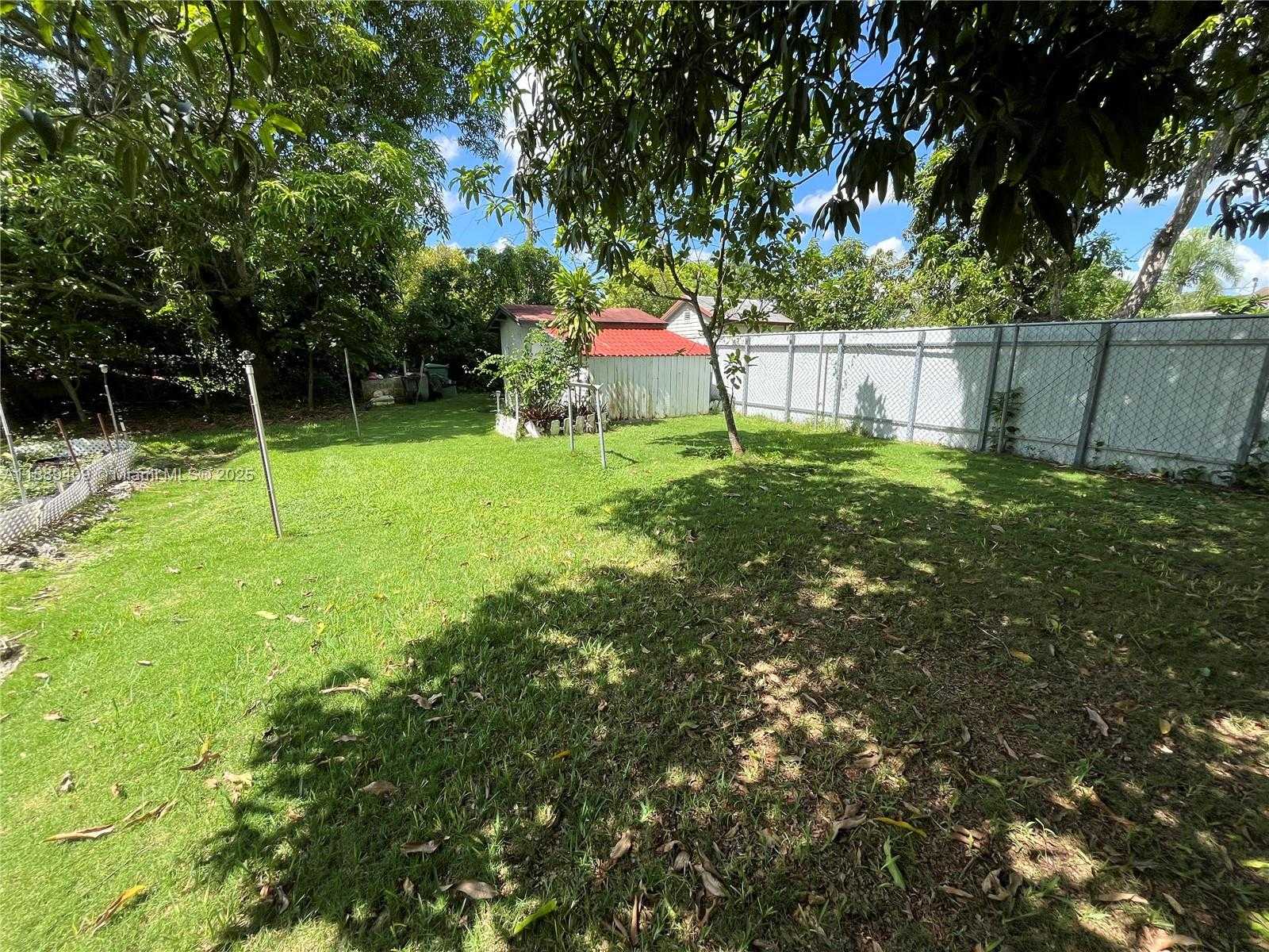 Small Image of 801 NORTH WEST 12TH ST, Homestead Number 11