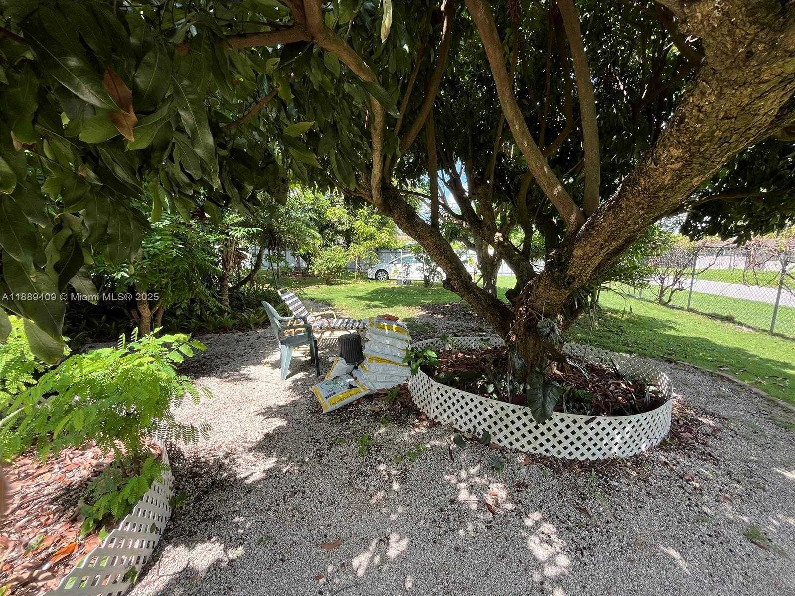 Small Image of 801 NORTH WEST 12TH ST, Homestead Number 15