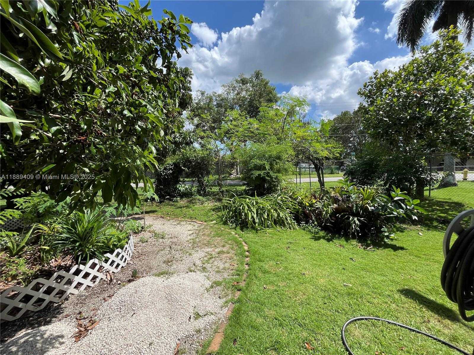 Small Image of 801 NORTH WEST 12TH ST, Homestead Number 16