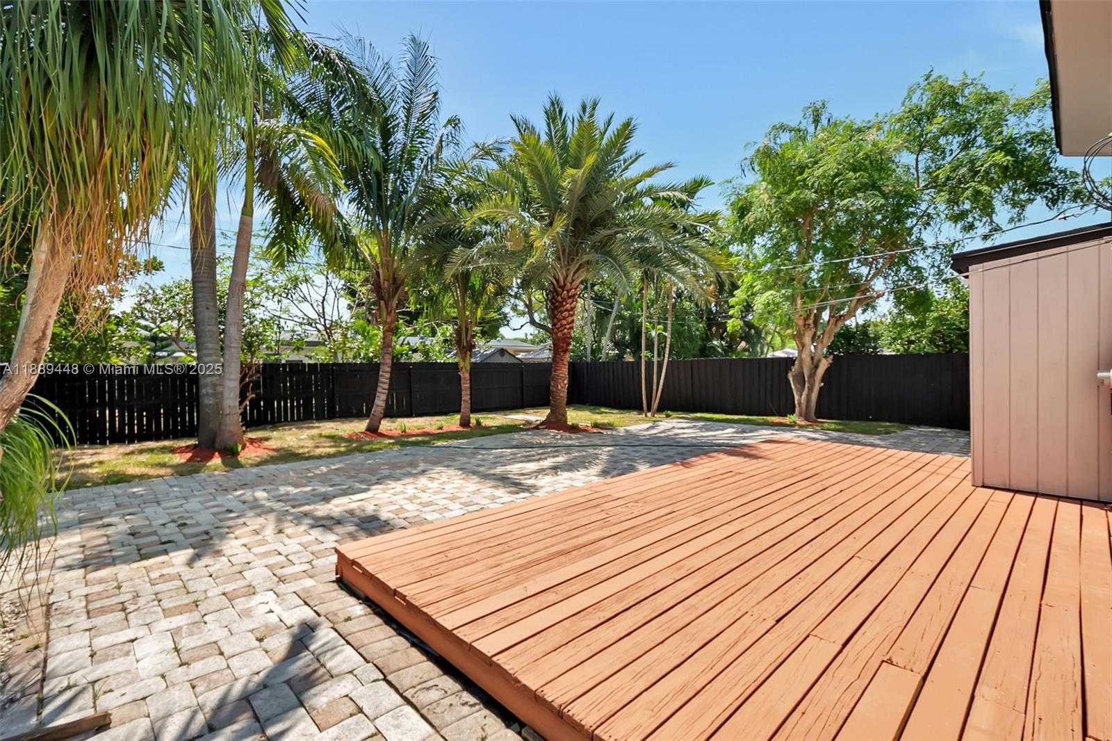Small Image of 5400 NORTH EAST 2ND AVE, Oakland Park Number 18