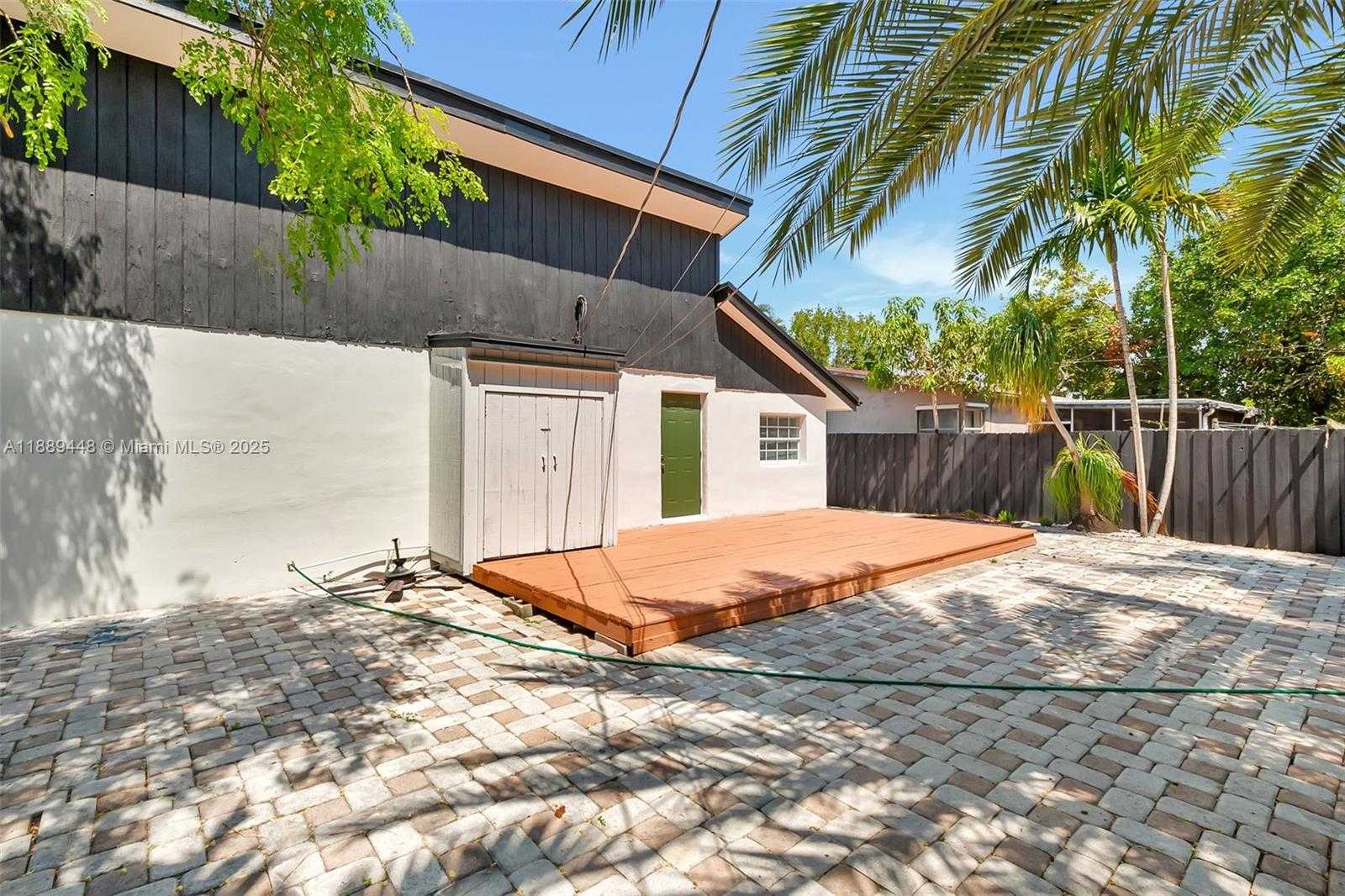 Small Image of 5400 NORTH EAST 2ND AVE, Oakland Park Number 21