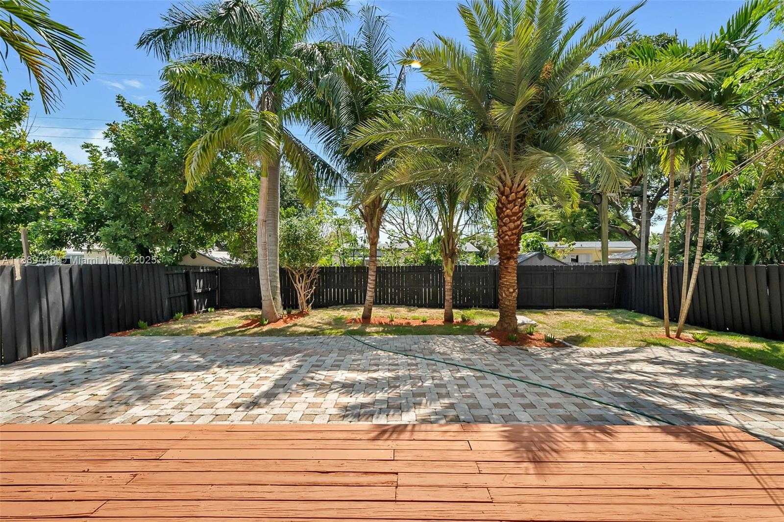 Small Image of 5400 NORTH EAST 2ND AVE, Oakland Park Number 23