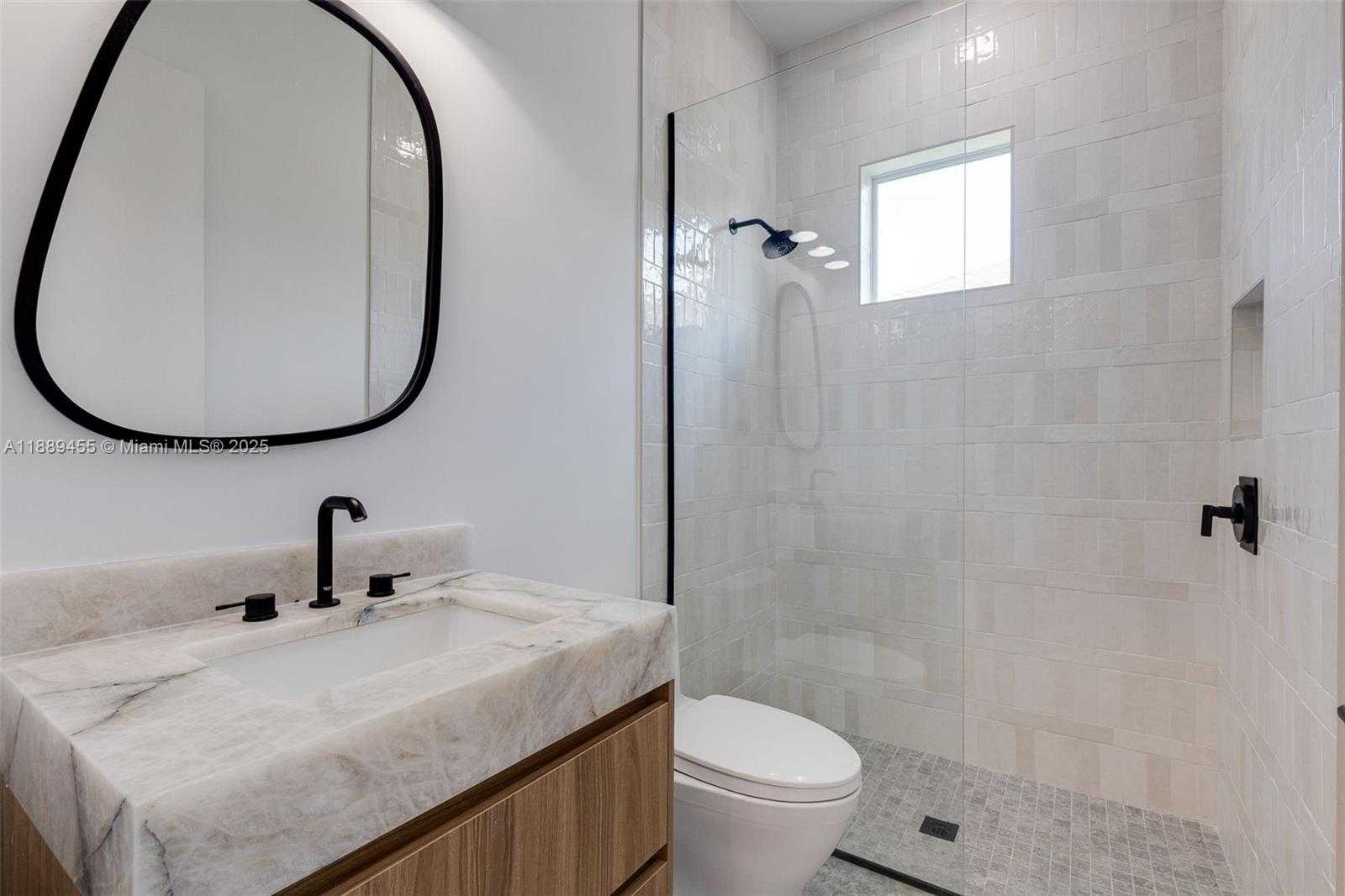 Small Image of 43394 WATERSIDE TRL, Punta Gorda Number 23