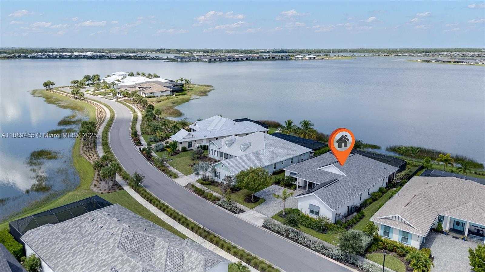 Small Image of 43394 WATERSIDE TRL, Punta Gorda Number 39