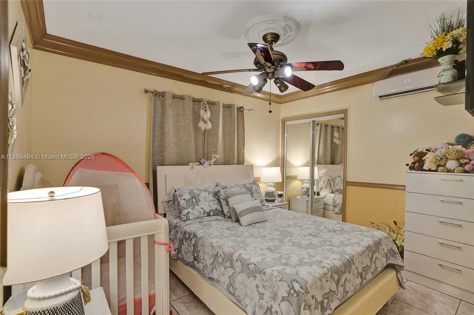 Small Image of 1101 NORTH EAST 182ND ST, North Miami Beach Number 16