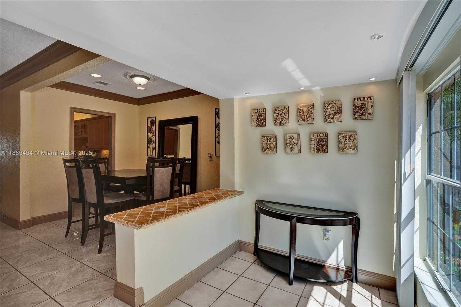 Small Image of 1101 NORTH EAST 182ND ST, North Miami Beach Number 7