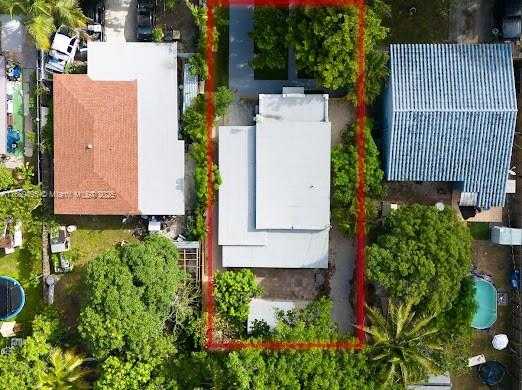 Small Image of 1007 NORTH WEST 120TH ST, North Miami Number 35