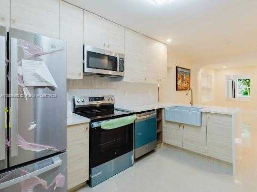 Small Image of 1007 NORTH WEST 120TH ST, North Miami Number 6