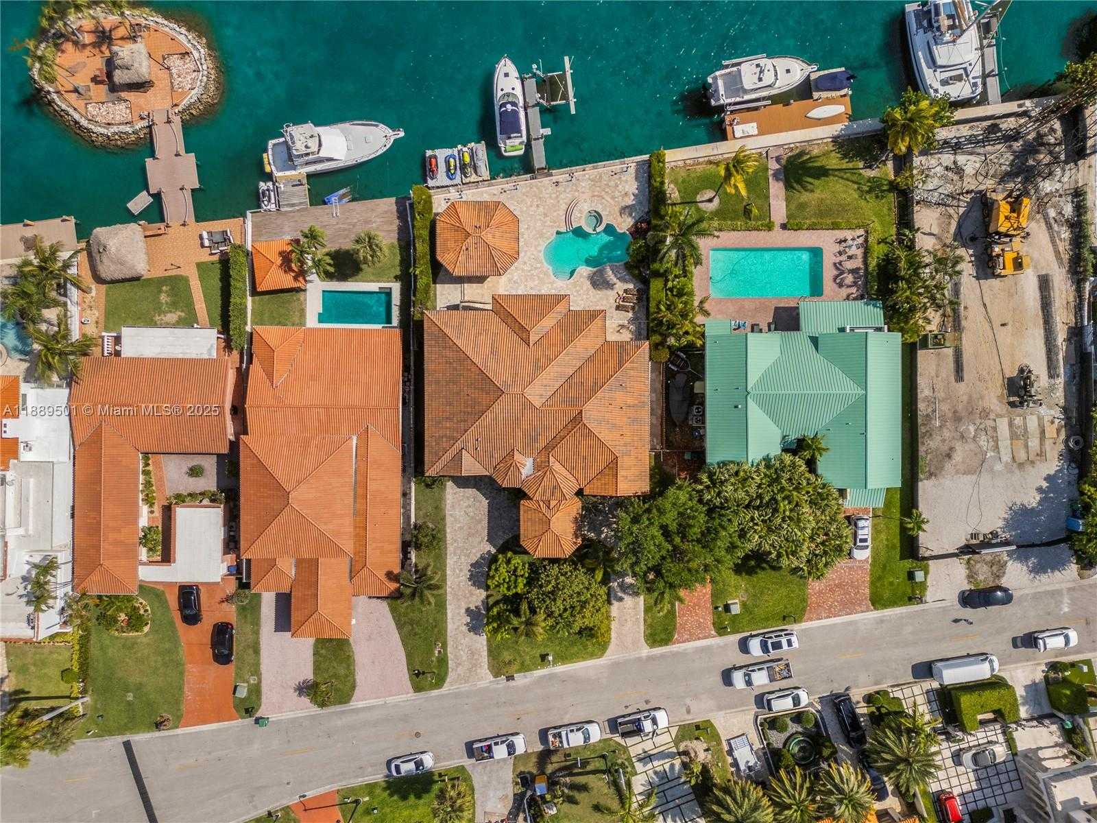 Small Image of 306 ATLANTIC AVE, Sunny Isles Beach Number 16