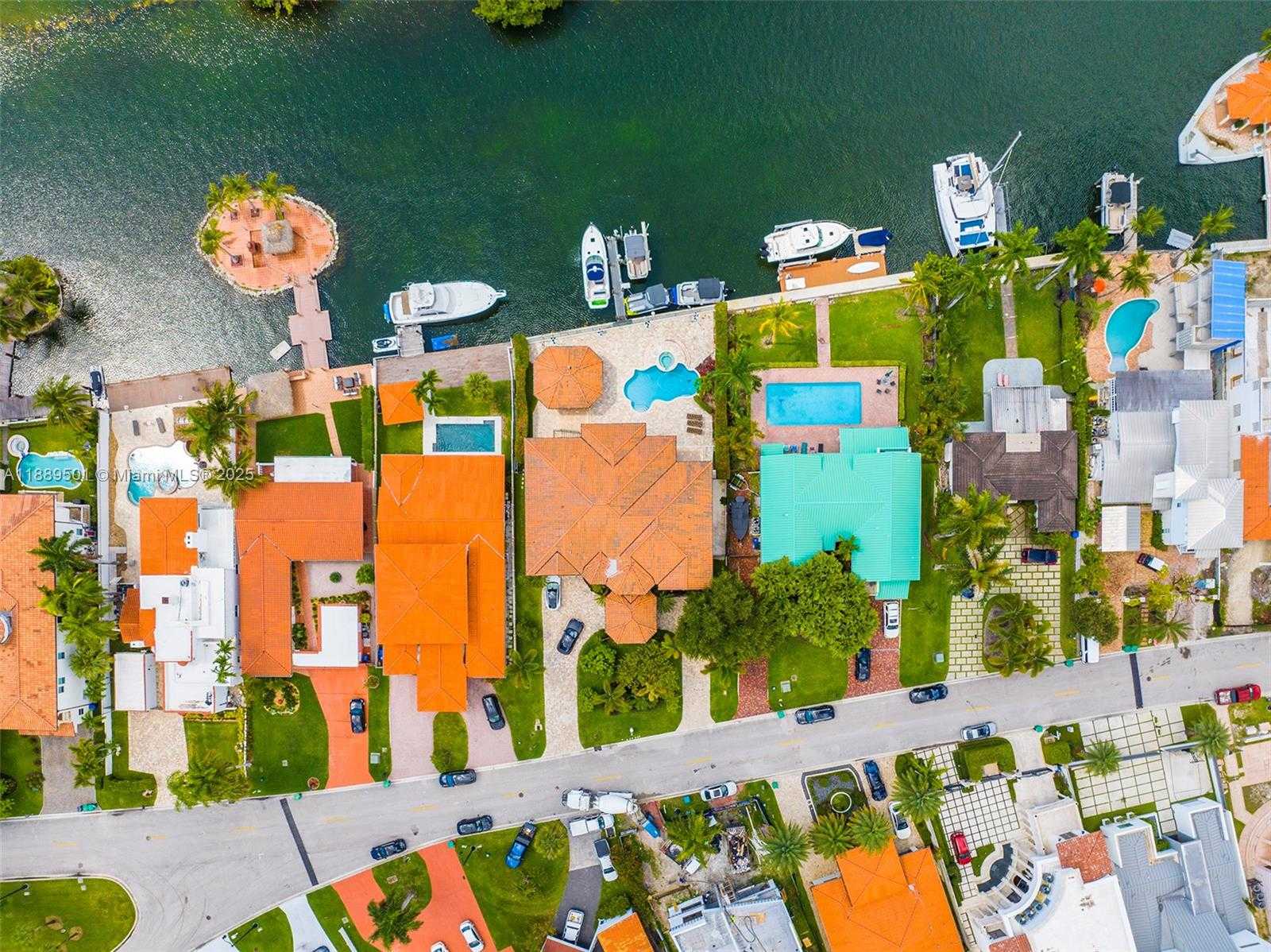 Small Image of 306 ATLANTIC AVE, Sunny Isles Beach Number 24