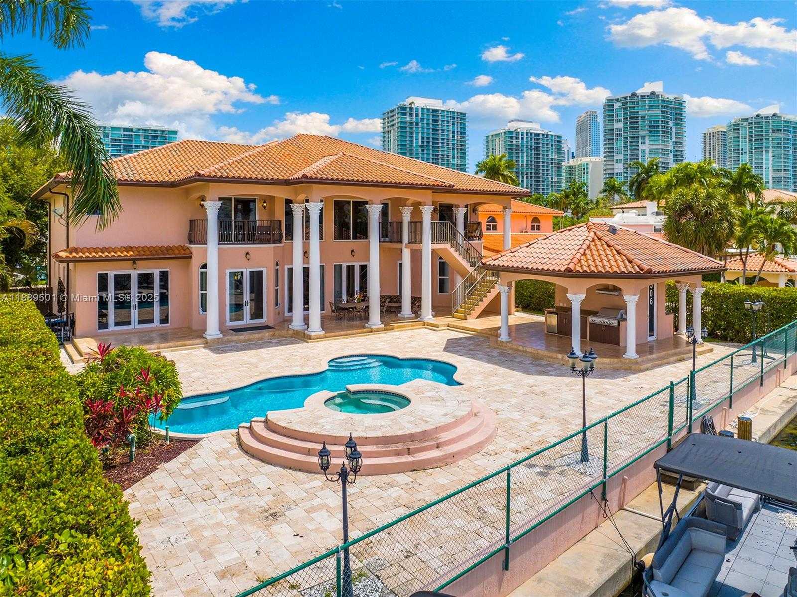 Small Image of 306 ATLANTIC AVE, Sunny Isles Beach Number 49