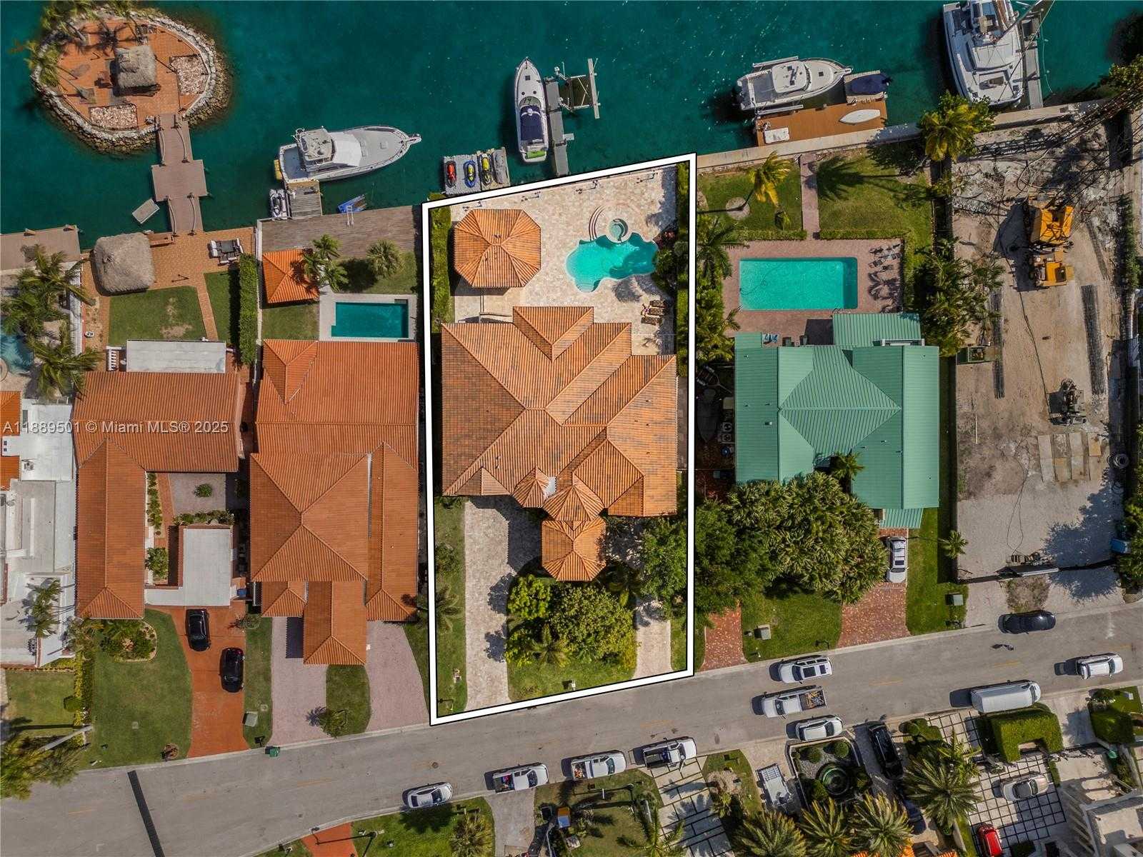 Small Image of 306 ATLANTIC AVE, Sunny Isles Beach Number 8