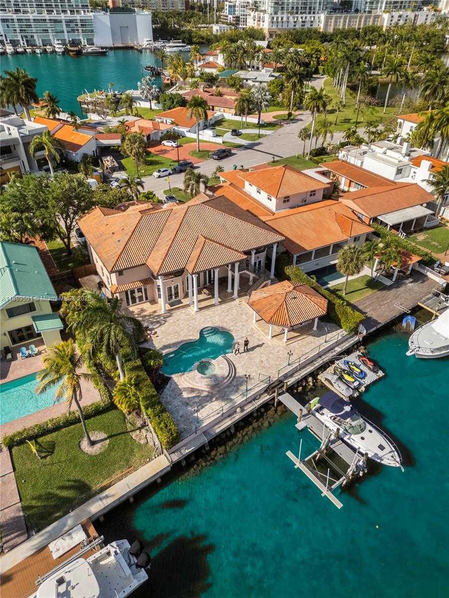 Small Image of 306 ATLANTIC AVE, Sunny Isles Beach Number 9