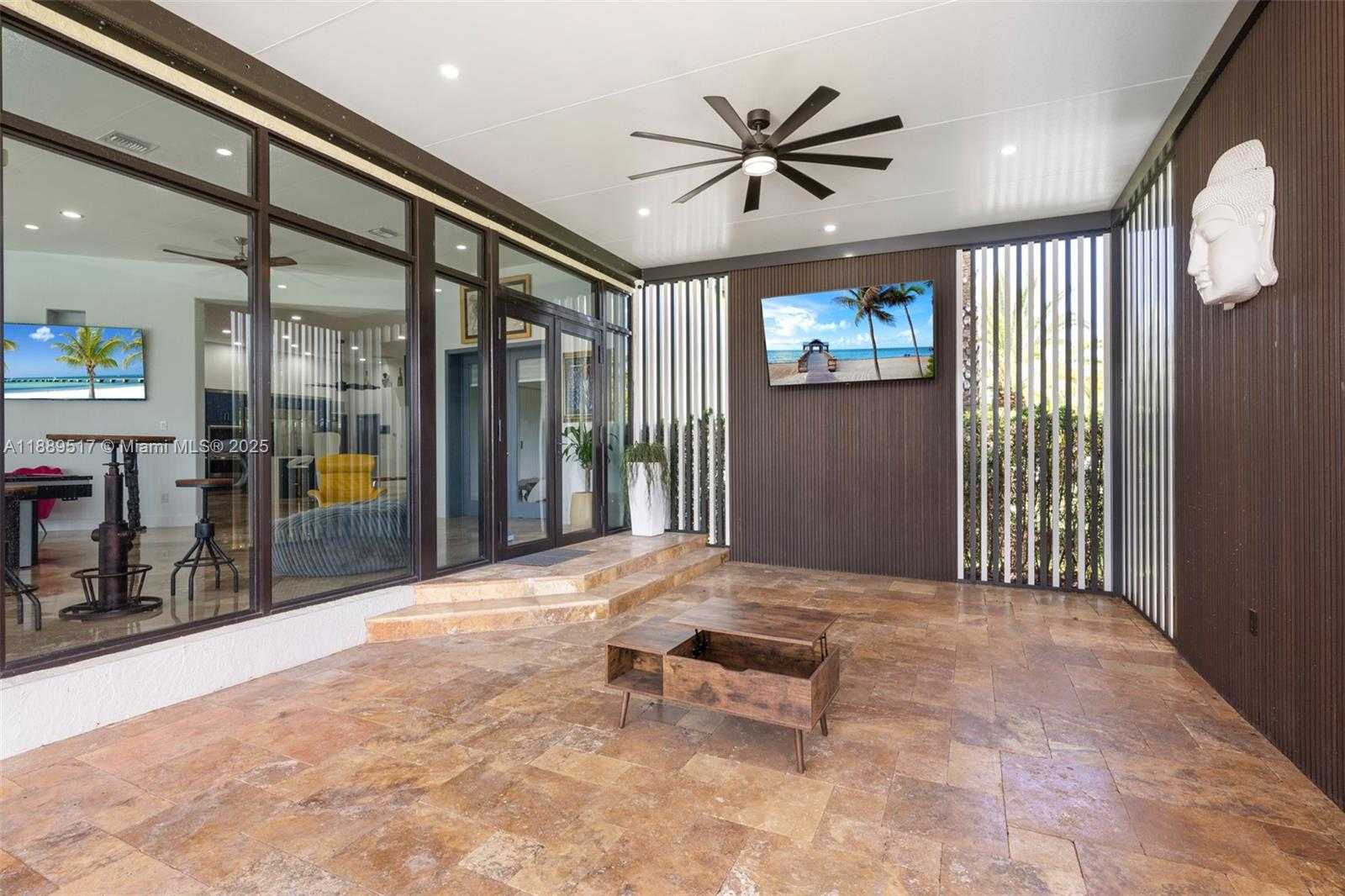 Small Image of 17490 SOUTH WEST 70TH PL, Southwest Ranches Number 40