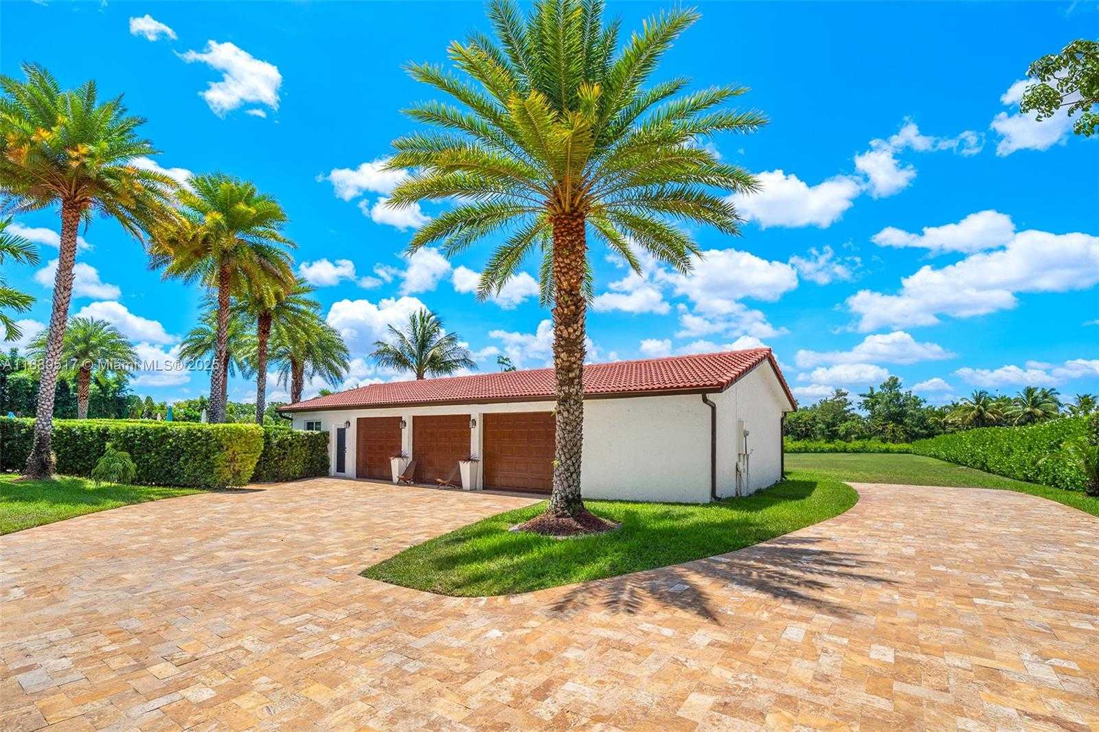 Small Image of 17490 SOUTH WEST 70TH PL, Southwest Ranches Number 54