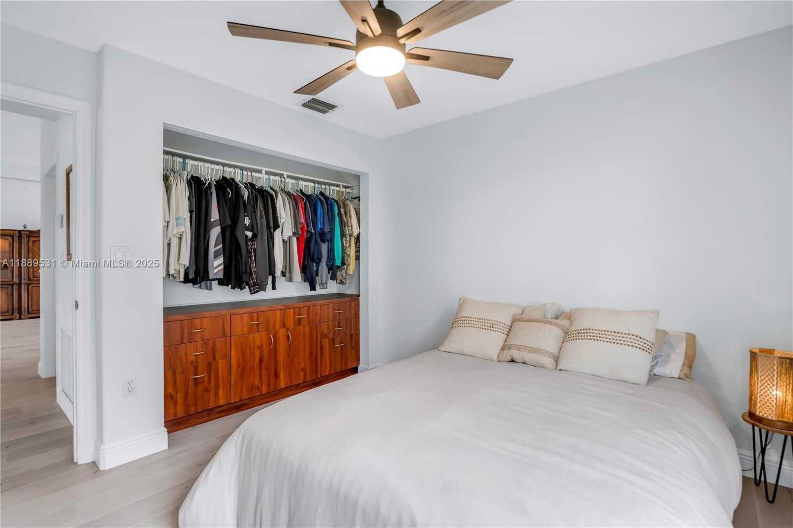 Small Image of 18084 SOUTH WEST 33RD CT, Miramar Number 23