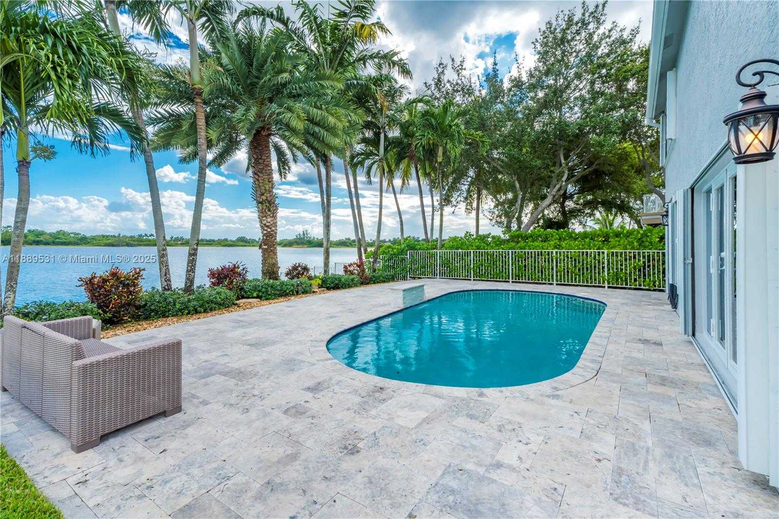 Small Image of 18084 SOUTH WEST 33RD CT, Miramar Number 30