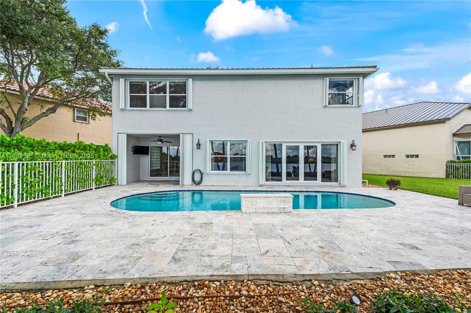 Small Image of 18084 SOUTH WEST 33RD CT, Miramar Number 36