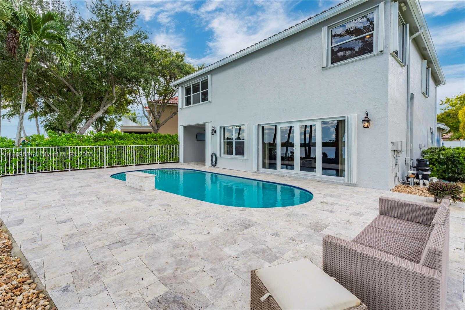 Small Image of 18084 SOUTH WEST 33RD CT, Miramar Number 37
